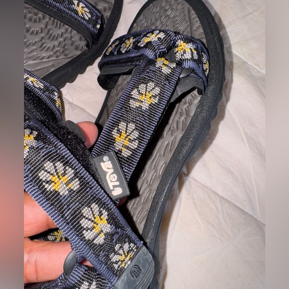 Teva Black and Yellow Women's Sandals - Picture 3 of 6